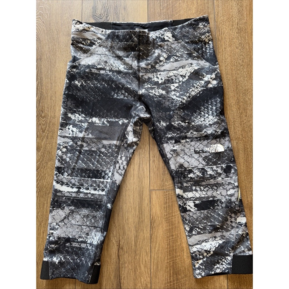 The North‎ Face Flashdry Capri Leggings Women's Sz M Black W/design tie waist